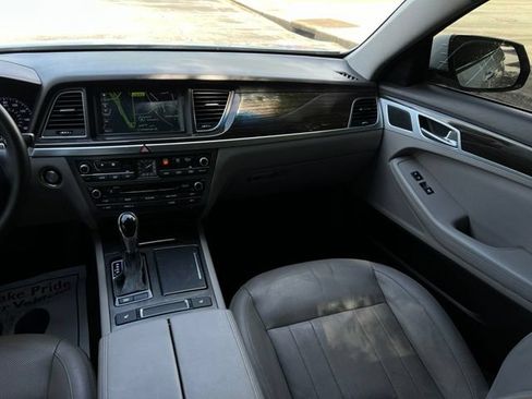 Used 2016 Hyundai Genesis 3.8 RWD image 24