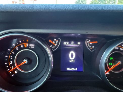 Used 2018 Jeep Wrangler Unlimited Sport S image 16