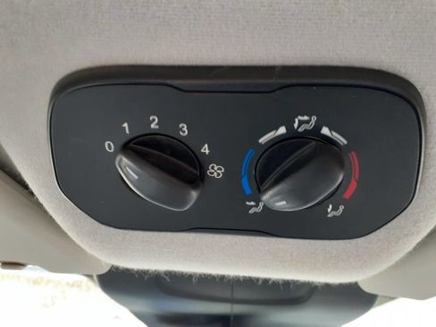 Used 2015 Ford Transit 350 XLT image 16