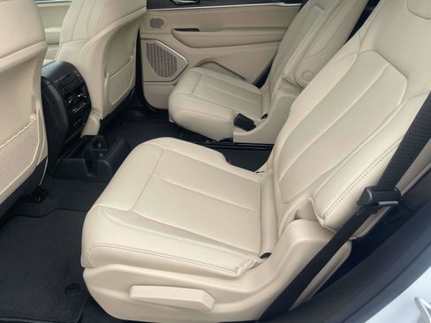 New 2026 Jeep Grand Cherokee L Limited RWD image 8