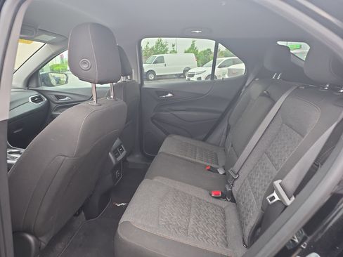 Used 2022 Chevrolet Equinox LT AWD/4WD image 12