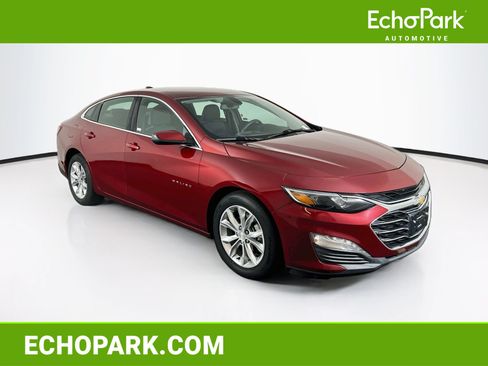Used 2019 Chevrolet Malibu LT FWD image 1