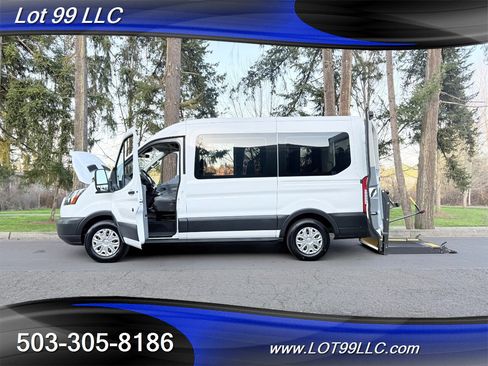Used 2018 Ford Transit 150 XL image 26