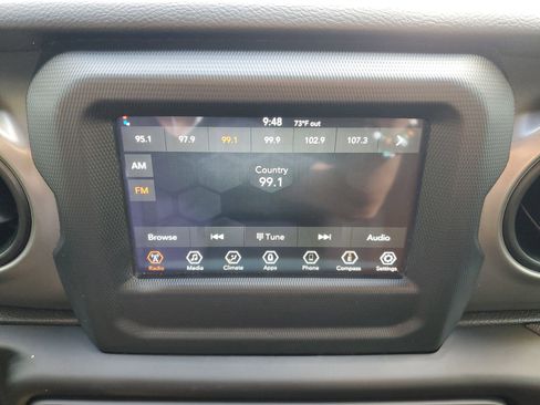 Used 2023 Jeep Wrangler Sport image 31