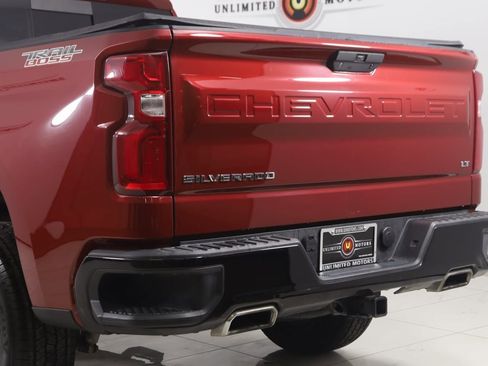 Used 2020 Chevrolet Silverado 1500 LT Trail Boss image 19