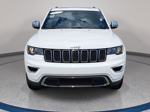 Used 2022 Jeep Grand Cherokee Limited AWD/4WD image 2