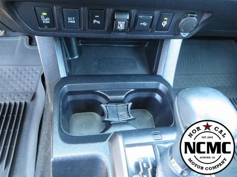 Used 2021 Toyota Tacoma TRD Sport image 43