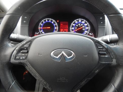 Used 2007 INFINITI G35 Journey w/ Performance Tire & Wheel Pkg image 41