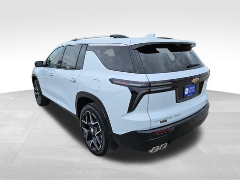 Used 2026 Chevrolet Traverse High Country w/ LPO, Floor Liner Package AWD/4WD image 9