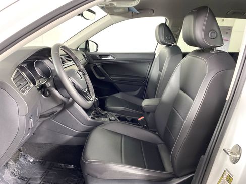 Used 2021 Volkswagen Tiguan SEL image 16