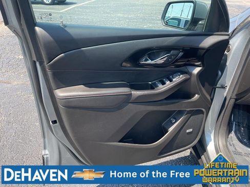 Used 2023 Chevrolet Traverse RS w/ LPO, Floor Liner Package AWD/4WD image 24
