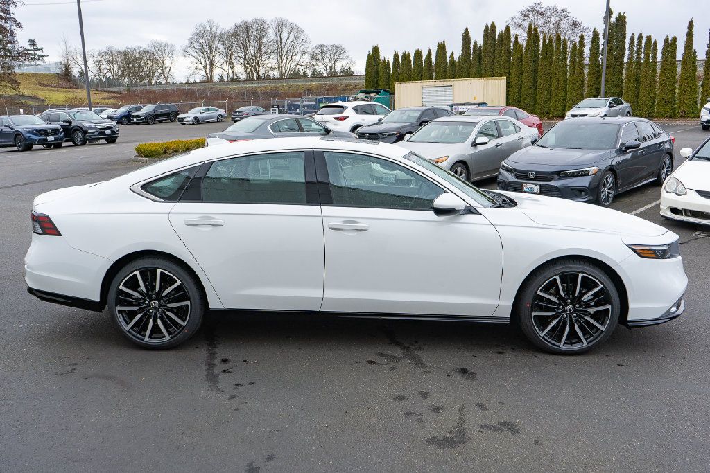 New 2026 Honda Accord Touring image 5