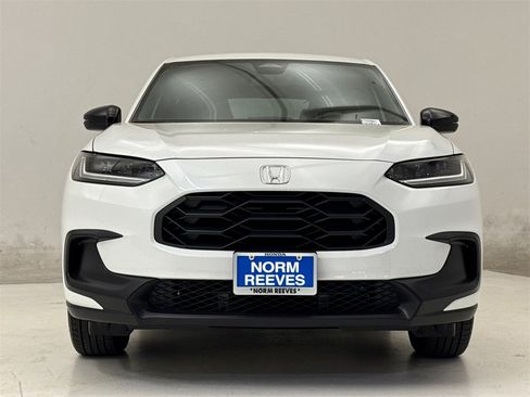 Certified 2026 Honda HR-V Sport image 3