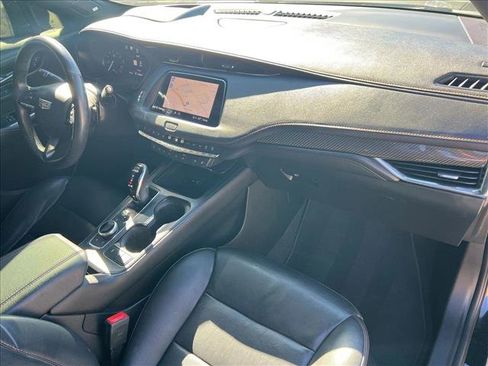 Used 2022 Cadillac XT4 Sport w/ Comfort Package image 24