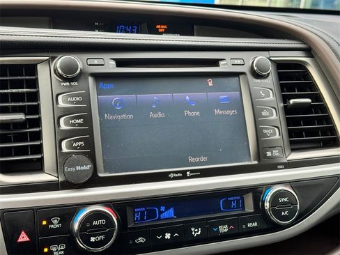 Used 2015 Toyota Highlander XLE image 57