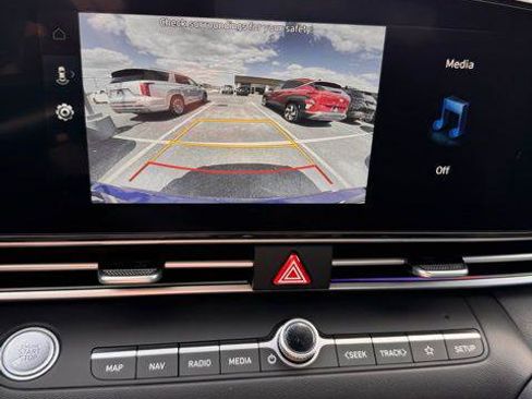 New 2024 Hyundai Elantra SEL image 19