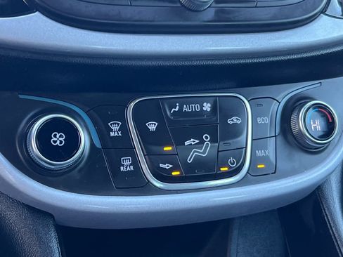 Used 2018 Chevrolet Volt LT image 21