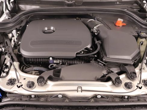 New 2026 MINI Cooper 4-Door Hardtop FWD image 19
