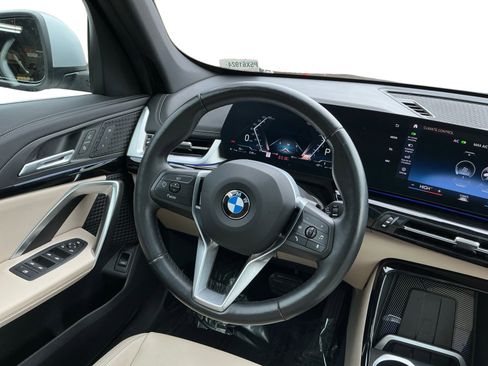 Used 2023 BMW X1 xDrive28i w/ Convenience Package image 9