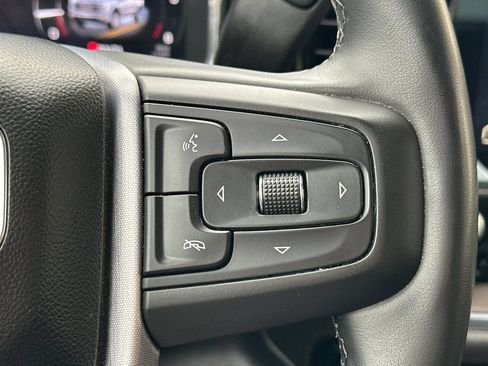 Certified 2025 GMC Sierra 1500 SLT RWD image 32