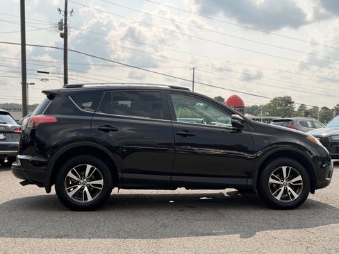 Used 2016 Toyota RAV4 XLE w/ Protection Package AWD/4WD image 6