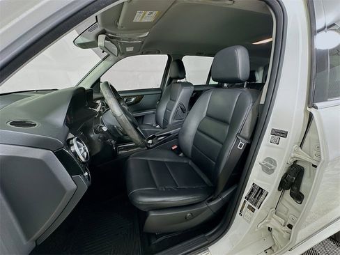 Used 2015 Mercedes-Benz GLK 350 2WD image 22