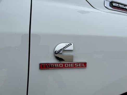 Used 2021 RAM 2500 Big Horn image 12