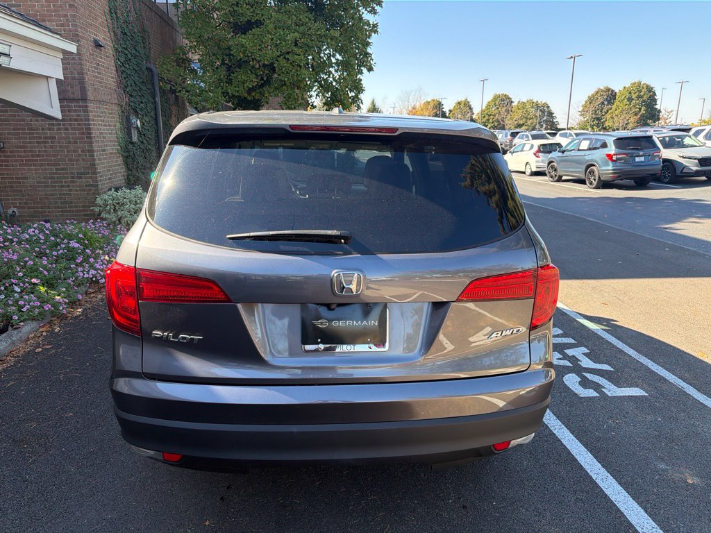 Used 2018 Honda Pilot EX image 8