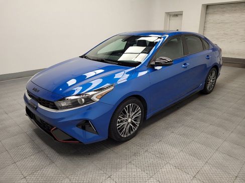 Used 2022 Kia Forte GT-Line w/ GT-Line Premium Package FWD image 2