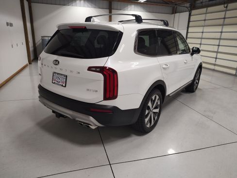 Used 2020 Kia Telluride EX w/ EX Premium Package AWD/4WD image 15