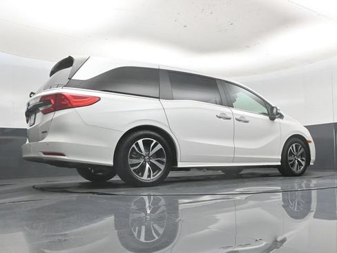 Used 2023 Honda Odyssey Touring image 48