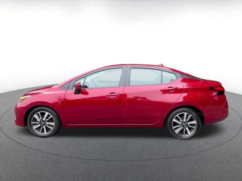 Used 2025 Nissan Versa SV FWD image 8