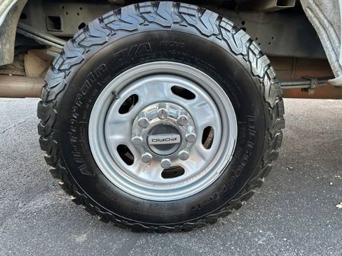 Used 2022 Ford F250 XL w/ Power Equipment Group image 36