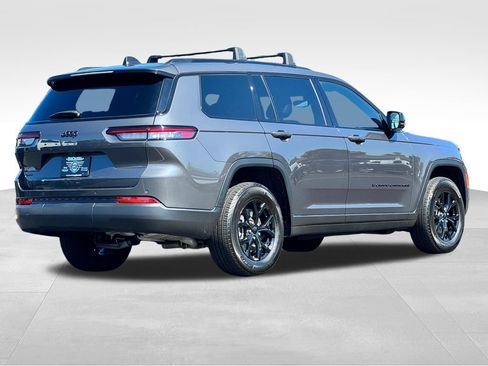 Used 2024 Jeep Grand Cherokee L Laredo AWD/4WD image 7