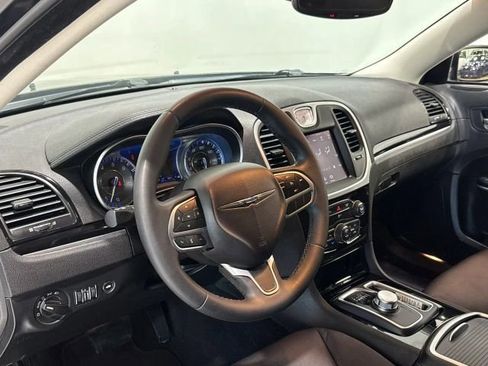 Used 2023 Chrysler 300 Touring w/ Sport Appearance Package RWD image 12