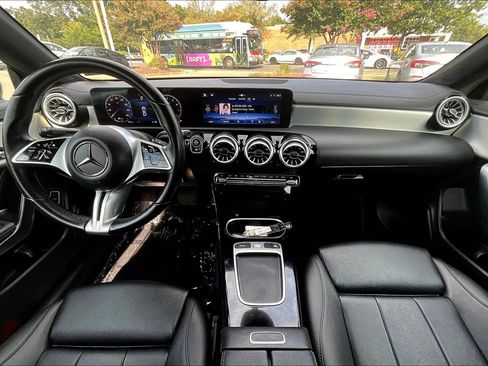 Used 2025 Mercedes-Benz CLA 250 image 15