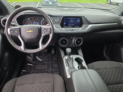 Certified 2021 Chevrolet Blazer LT AWD/4WD image 12
