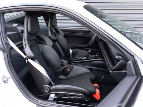 Certified 2026 Porsche 911 GT3 RWD image 31