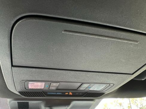 Used 2023 Ford F150 XLT image 32