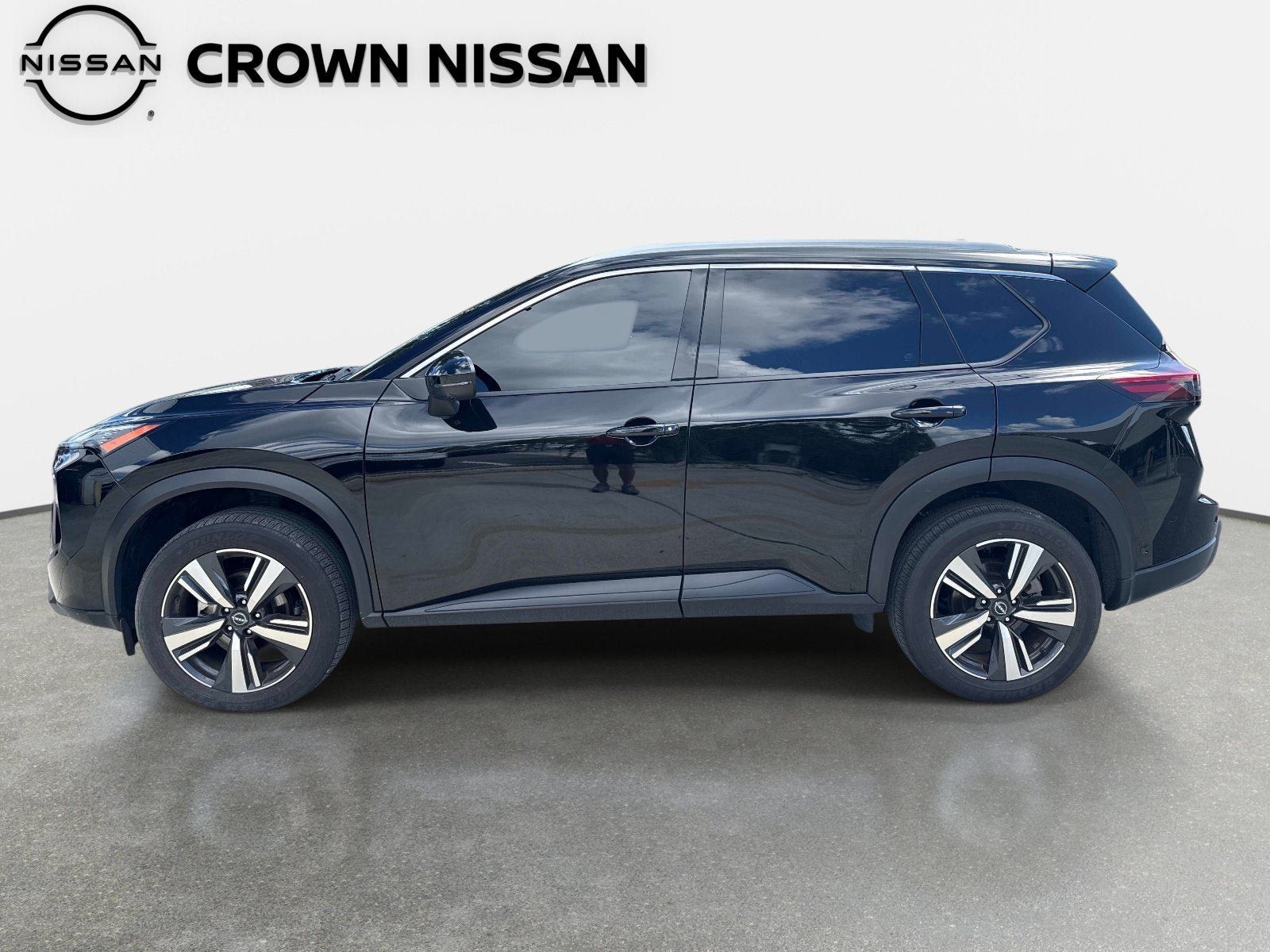 Certified 2024 Nissan Rogue SL FWD image 3