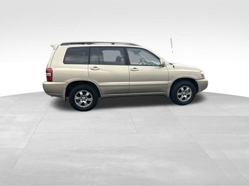 Used 2007 Toyota Highlander 4WD V6 w/ Extra Value Pkg #6 image 6