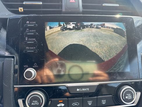 Used 2020 Honda Civic Sport image 28