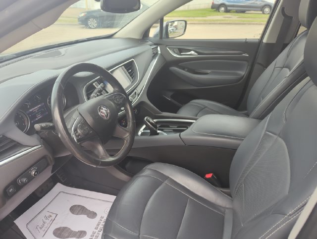 Used 2021 Buick Enclave Essence FWD image 16
