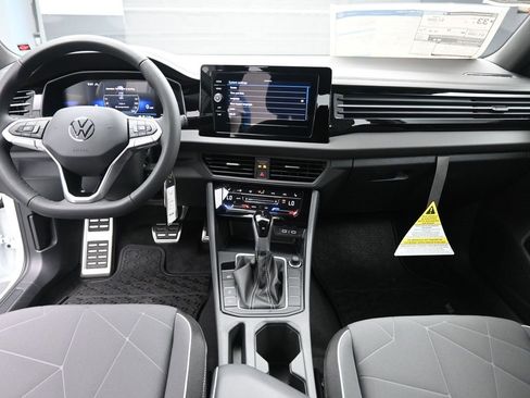 New 2026 Volkswagen Jetta Sport image 9