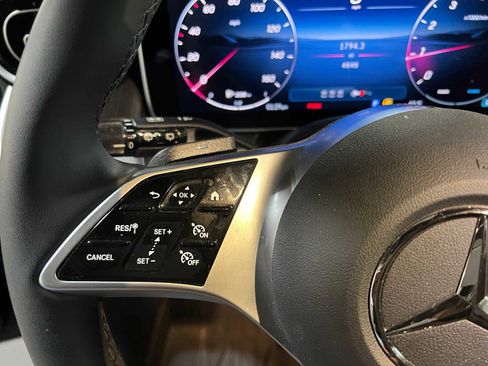 Used 2026 Mercedes-Benz GLC 300 4MATIC image 28