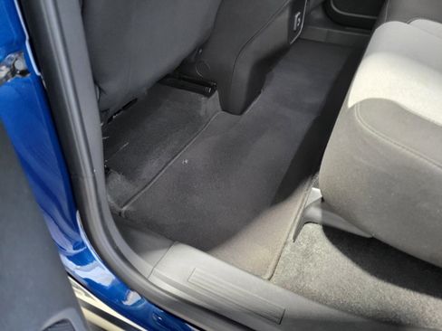 Certified 2022 Chevrolet Equinox LS image 32