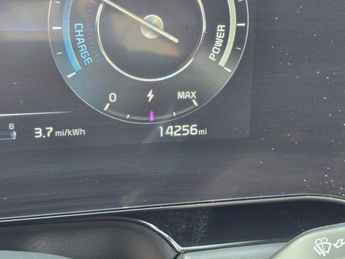 Certified 2024 Kia Niro Wind w/ Wind Preserve Package FWD image 27