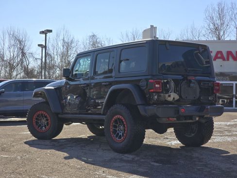 Used 2023 Jeep Wrangler Unlimited Rubicon w/ Xtreme 35 Tire Package image 13