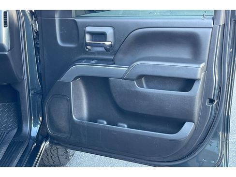 Used 2018 Chevrolet Silverado 1500 LT w/ All Star Edition RWD image 19