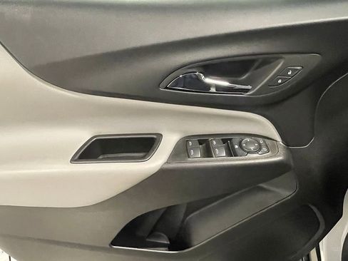 Used 2024 Chevrolet Equinox LS image 19